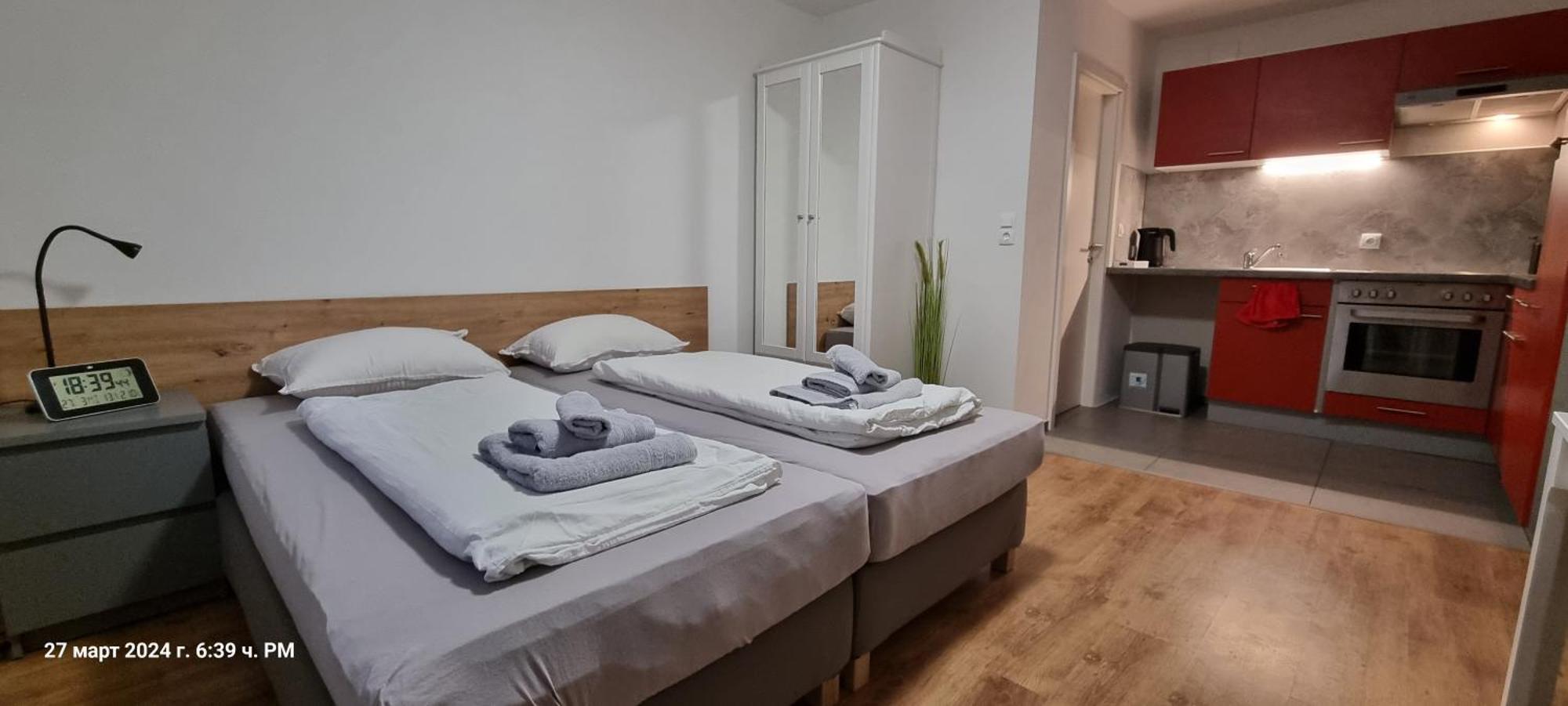 Studio Apartment Naehe S-Bahn Inklusive Parkplatz Oberesslingen Exterior foto
